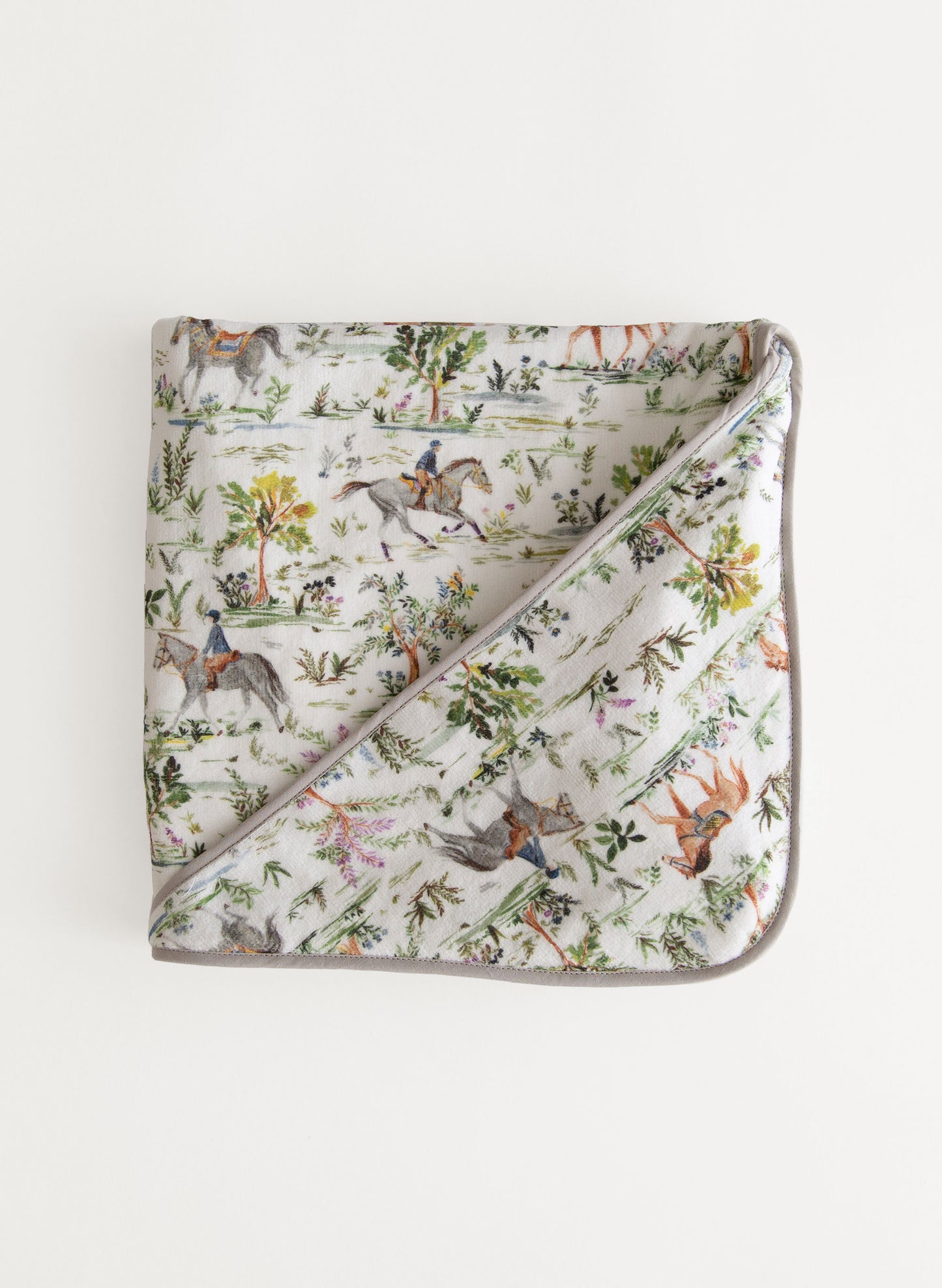 Hunter Pace Hooded Bath Towel