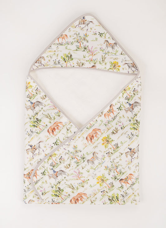 Hunter Pace Hooded Bath Towel