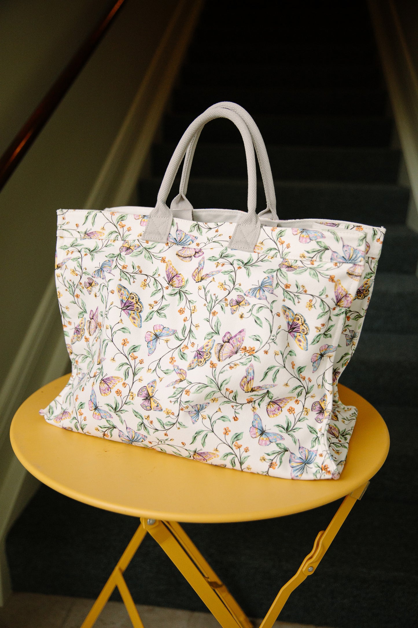 The Everywhere Tote Bag - Botanical Whisper