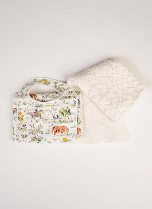 The Wonder Baby Basket with Blanket, Bib and Burp Cloth-Hunter Pace