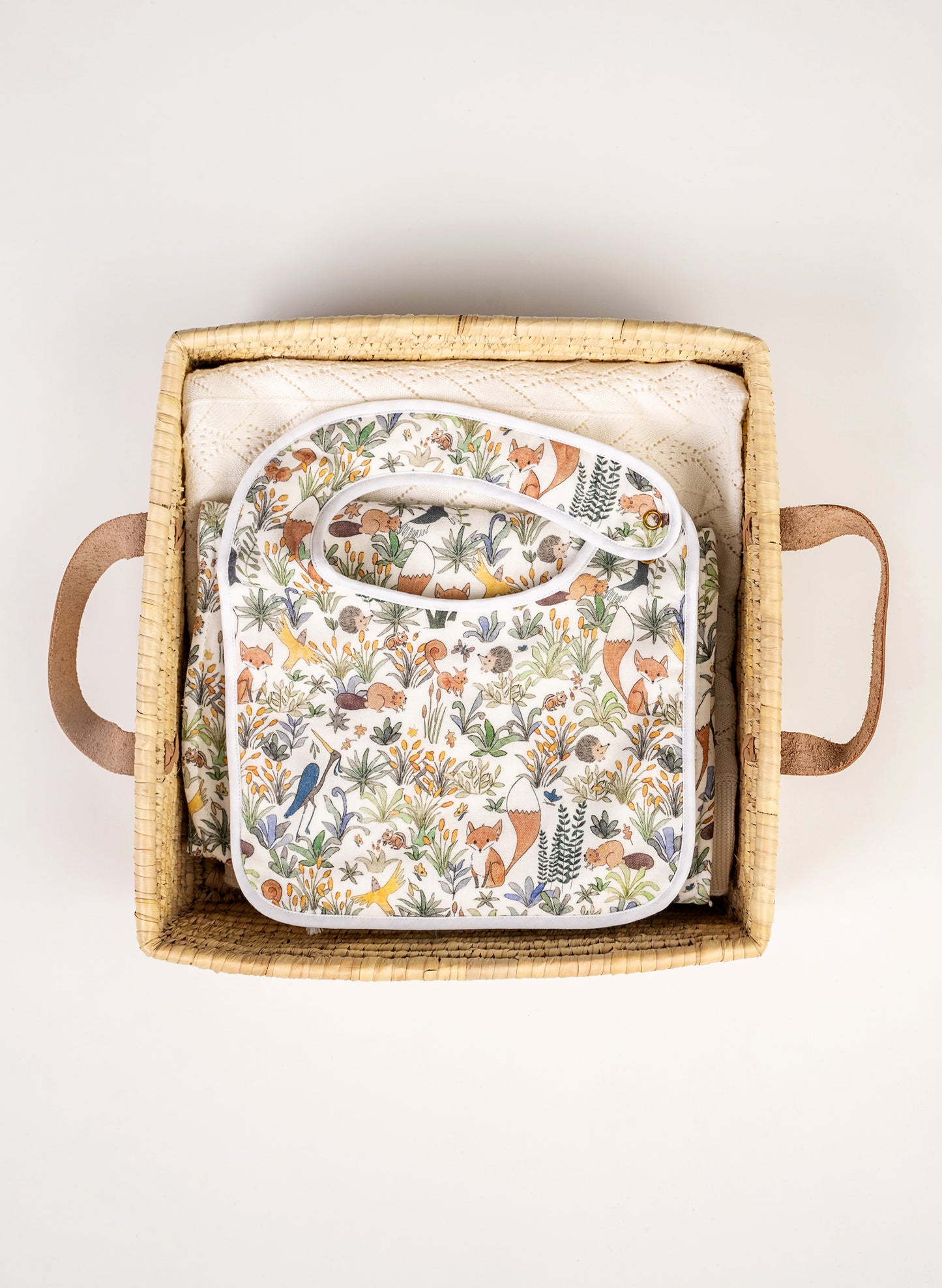 The Wonder Baby Basket with Blanket, Bib and Burp Cloth-Hunter Pace
