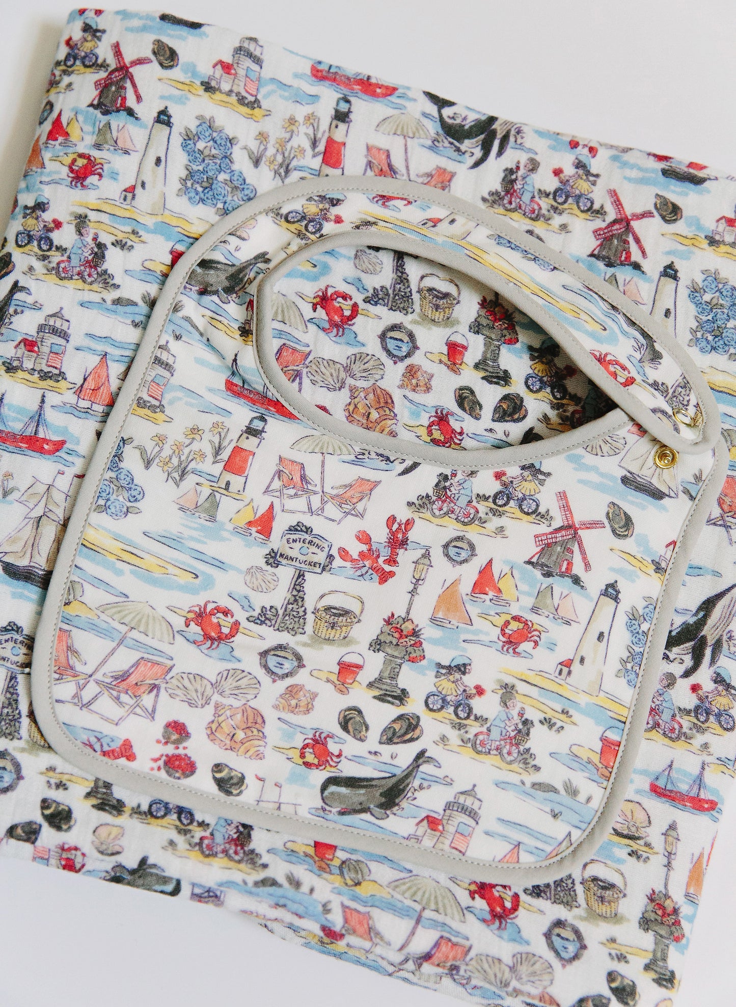 Baby Classic Bib - Voyager's Lens